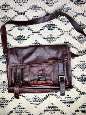 ATC Waxy leather messenger bag
